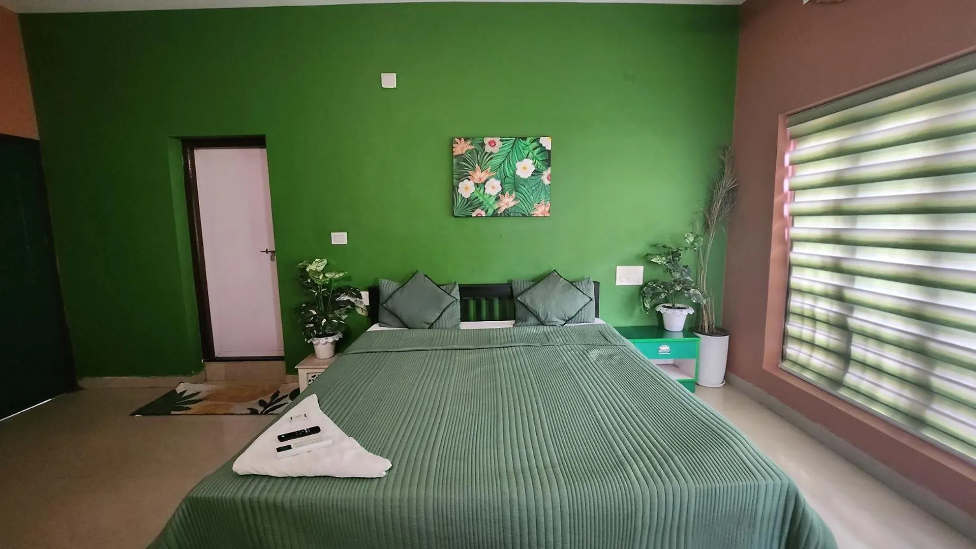 Uday'S Sea Green Pallipuram