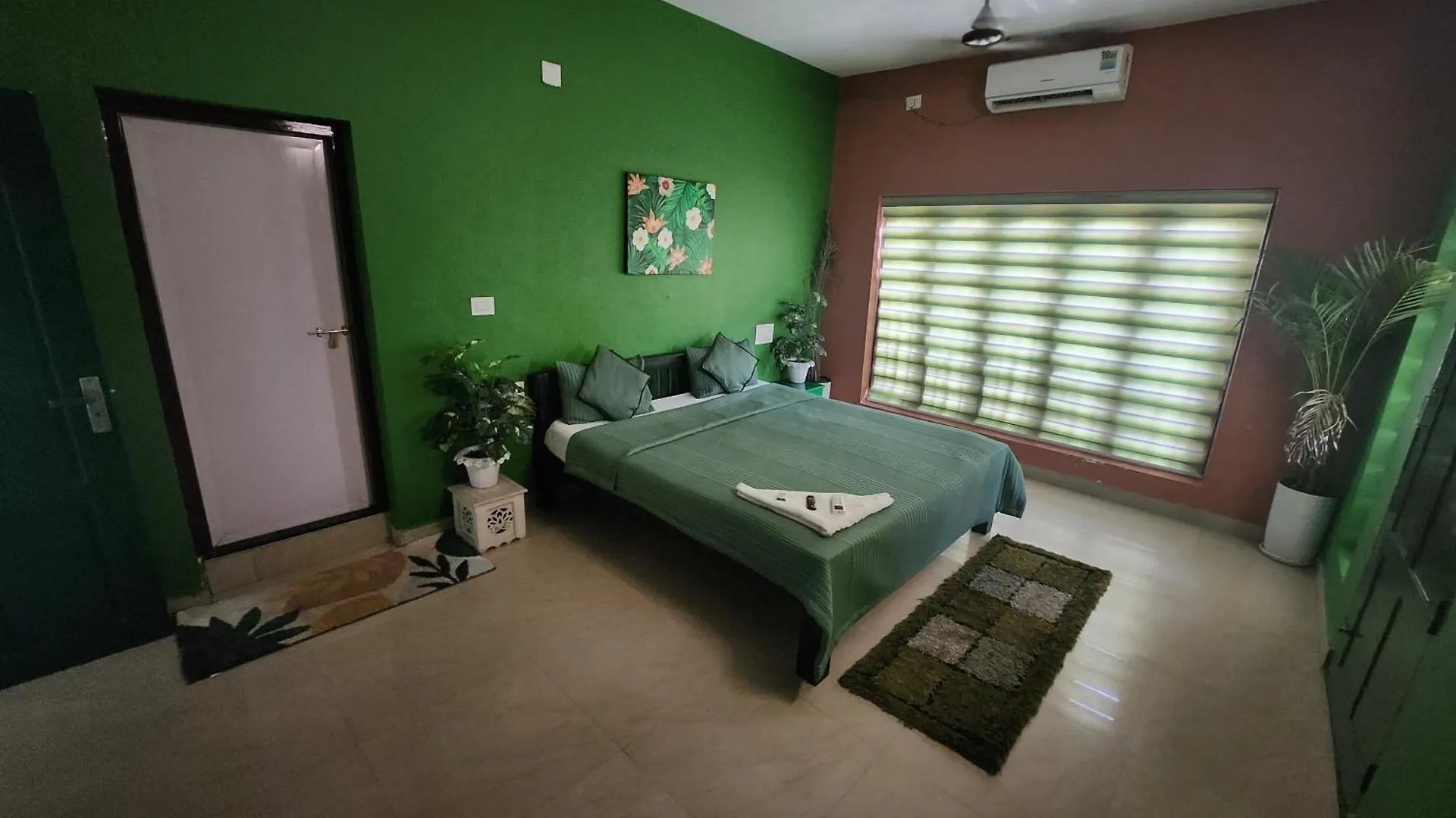 Uday'S Sea Green Pallipuram Hotel
